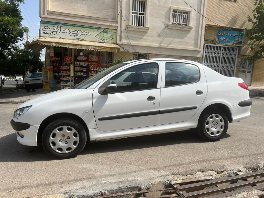 پژو ۲۰۶ صندوق دار v8 - 1398