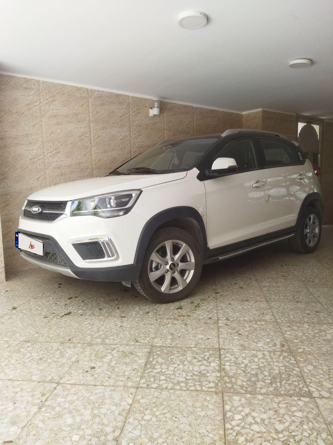 خودرو ام وی ام، X22 آگهی ann_18404533