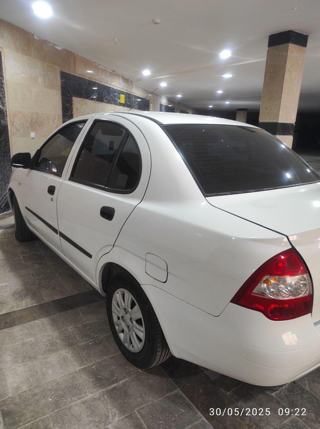 تیبا صندوق دار SX - 1400