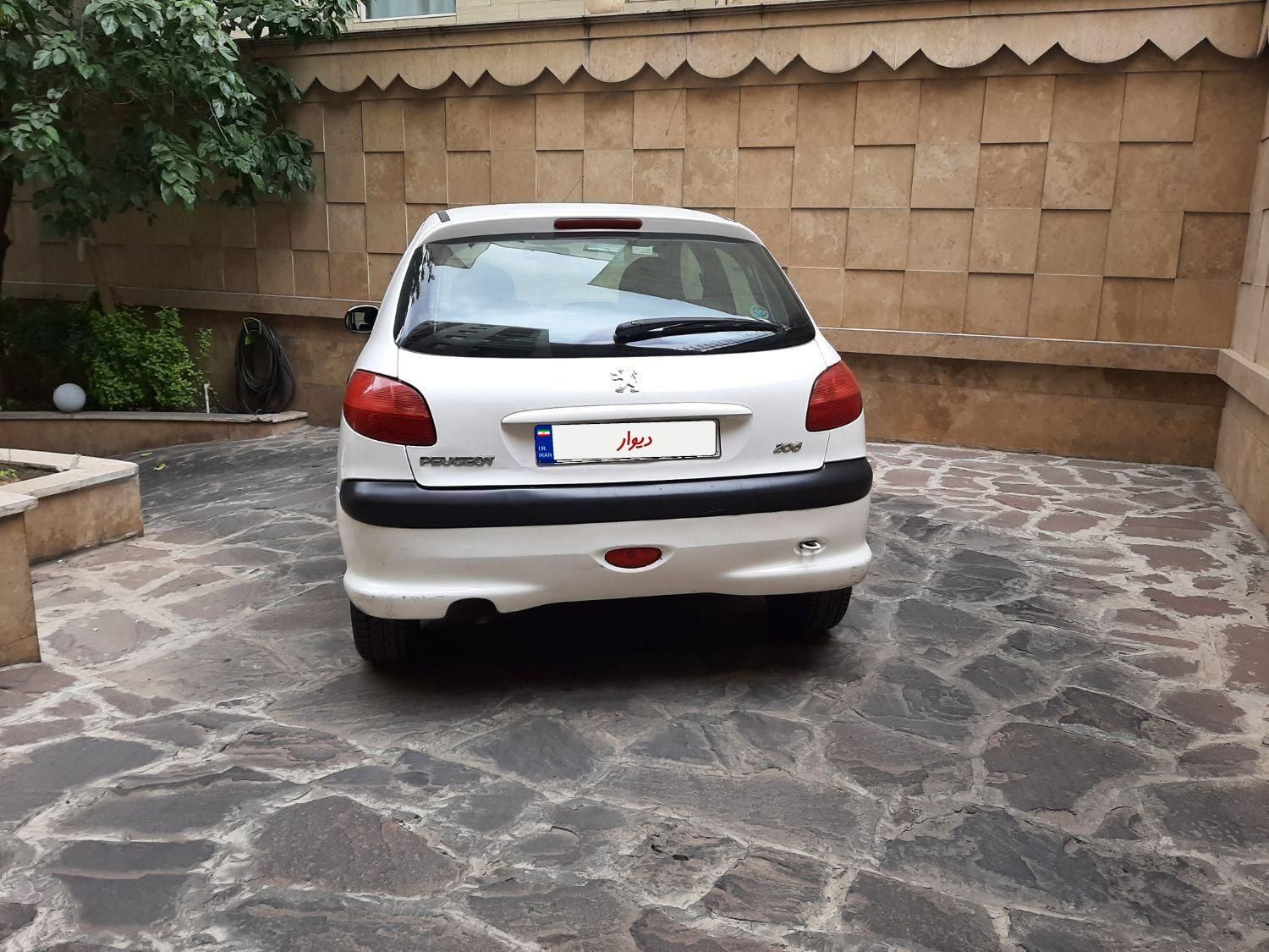 خودرو پژو، 206 آگهی ann_18404814