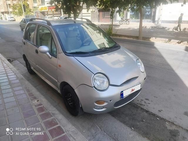 ام وی ام 110 چهار سیلندر دنده ای - 2012