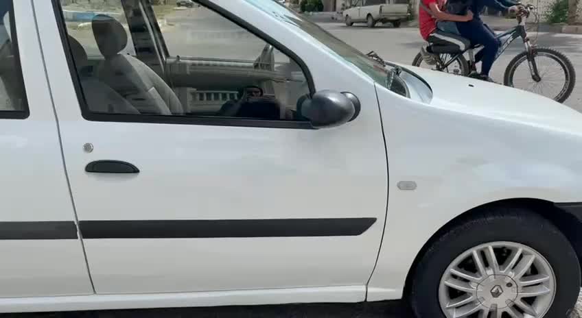 خودرو رنو، پارس تندر آگهی ann_18405393