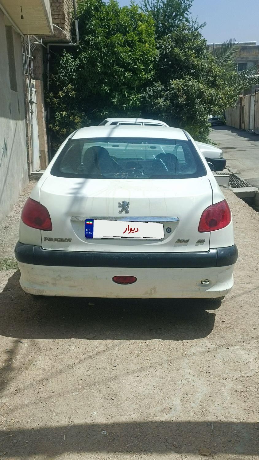 پژو ۲۰۶ صندوق دار v20 - 1389