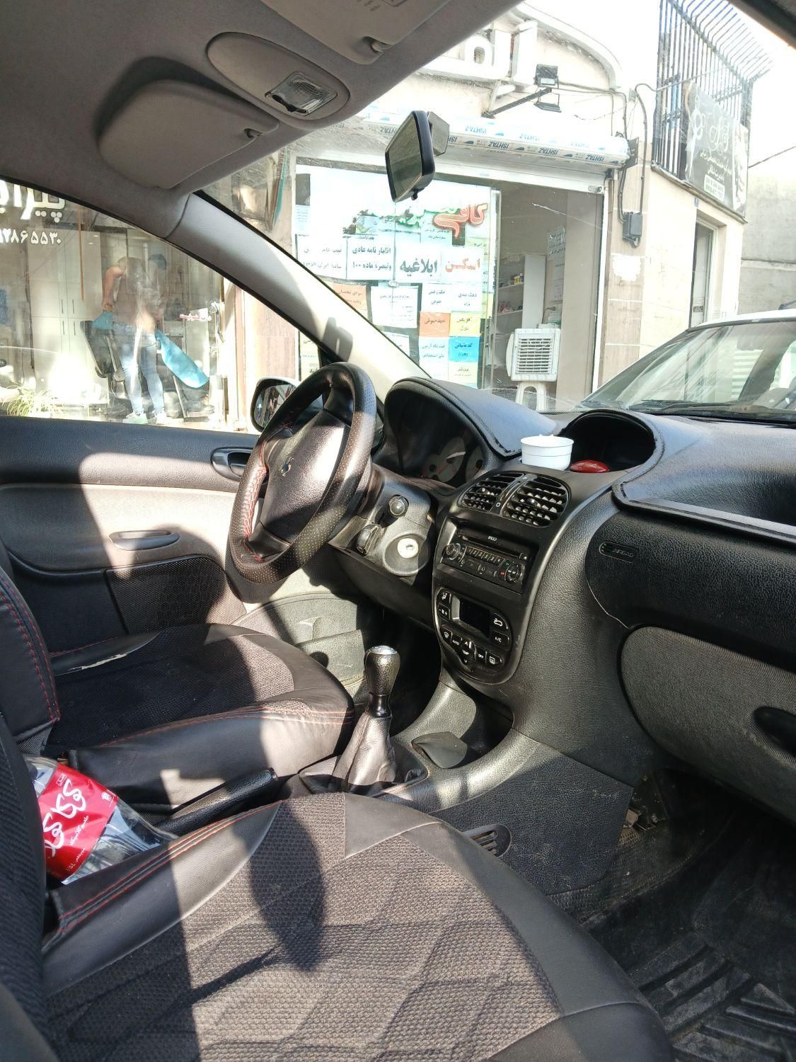 پژو ۲۰۶ صندوق دار v8 - 1397