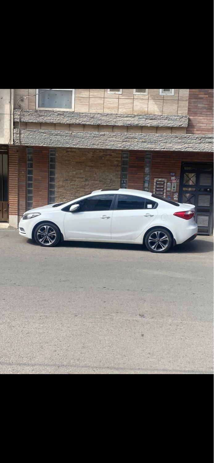 کیا سراتو 2.0 لیتر اتوماتیک GT لاین - 2015