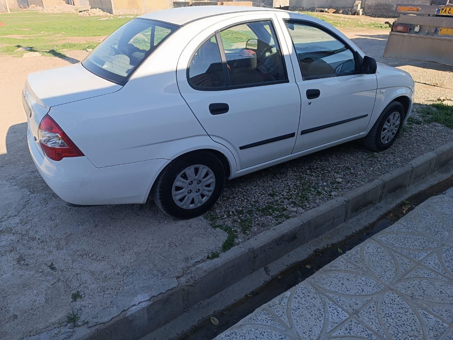تیبا صندوق دار EX - 1394