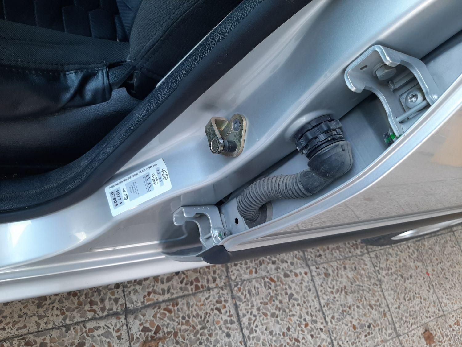 پژو ۲۰۶ صندوق دار v10 - 1386