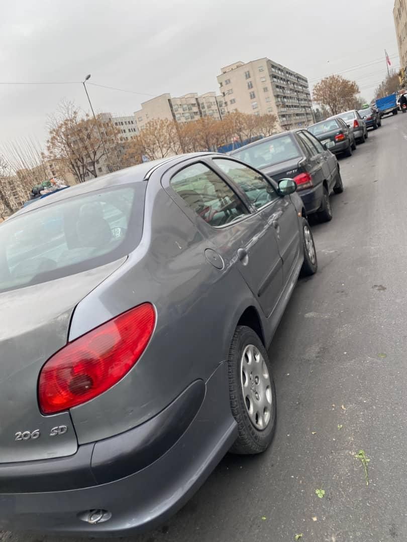 خودرو پژو، ۲۰۶ صندوق دار آگهی ann_18406189