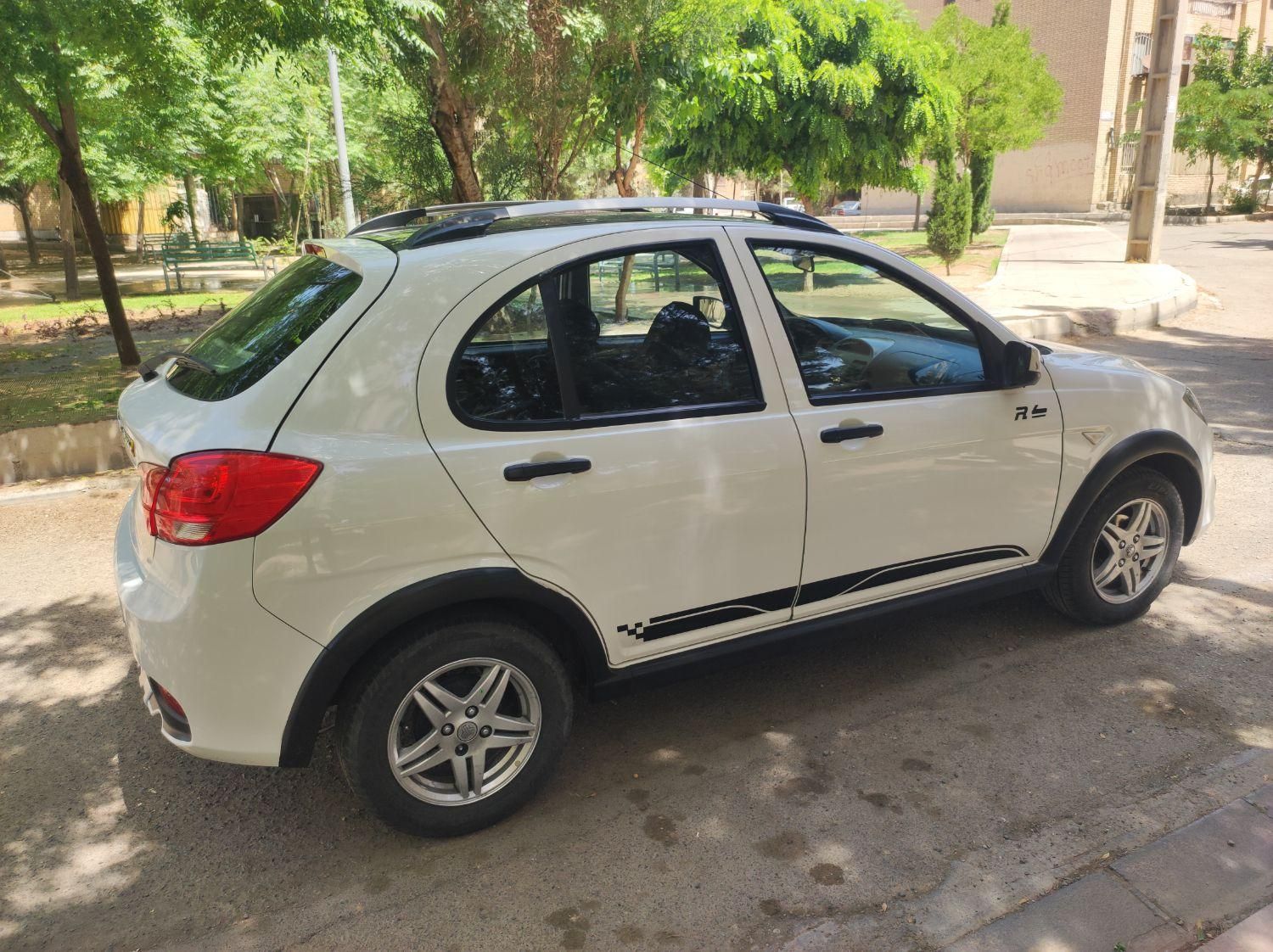 کوییک R دنده‌ای - 1401