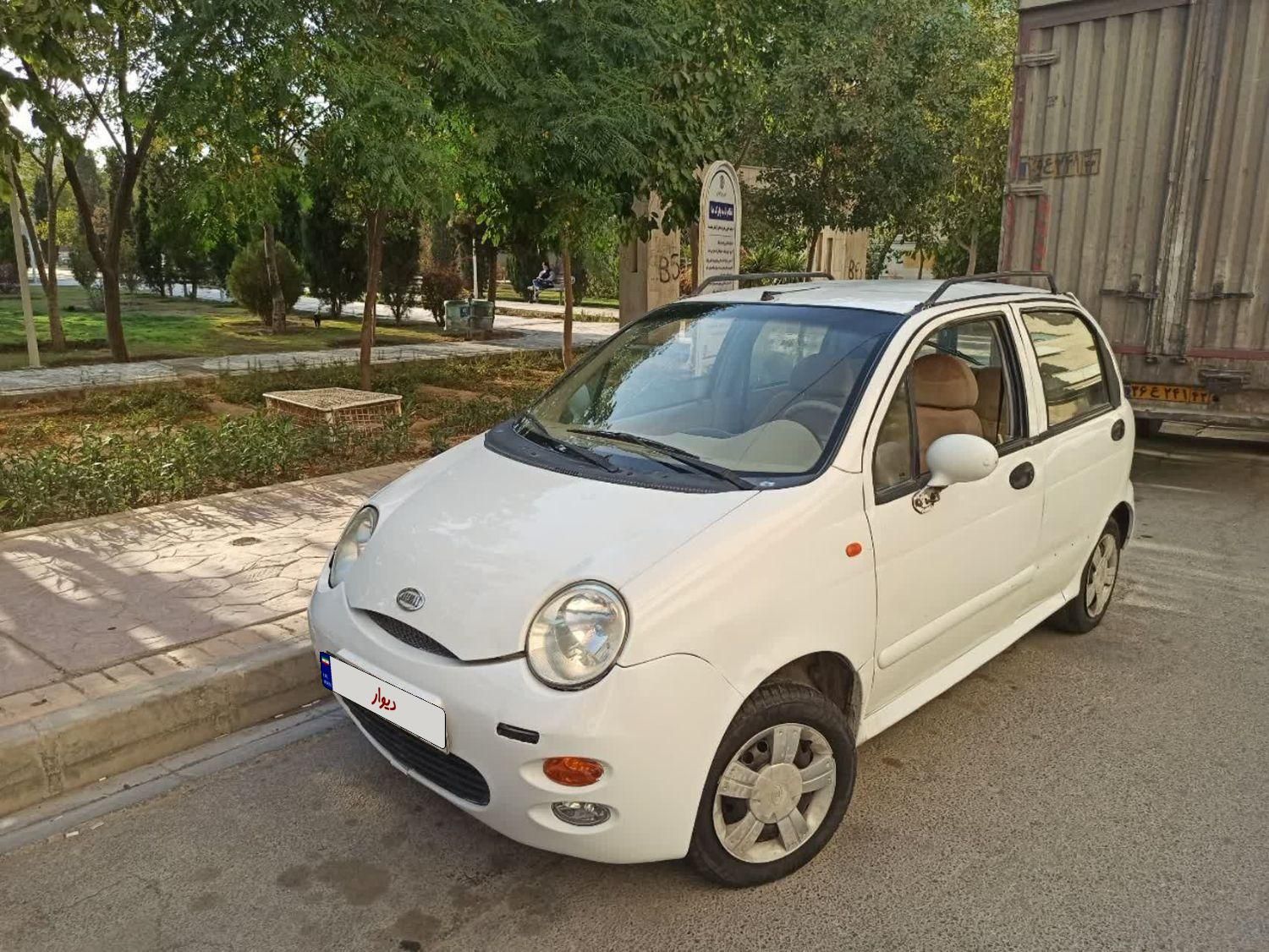 ام وی ام 110 چهار سیلندر دنده ای - 2014