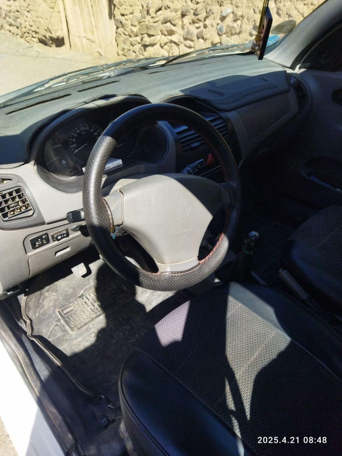 تیبا صندوق دار SX - 1392