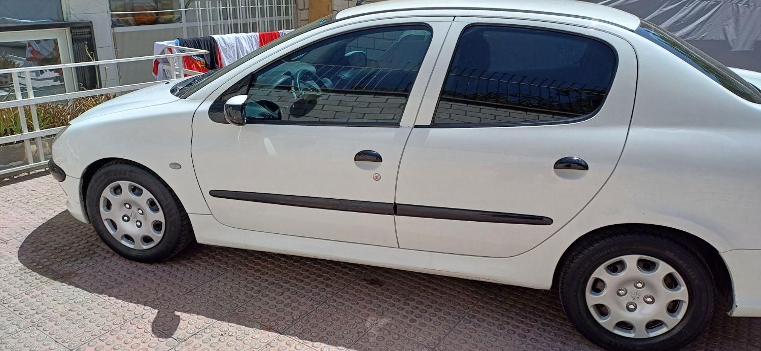 پژو ۲۰۶ صندوق دار v20 - 1390