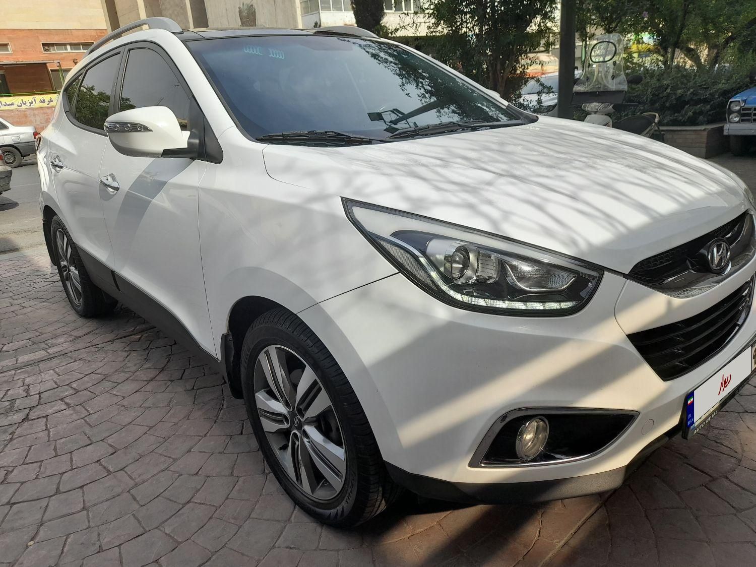 هیوندای توسان 2.4 لیتر - 2014