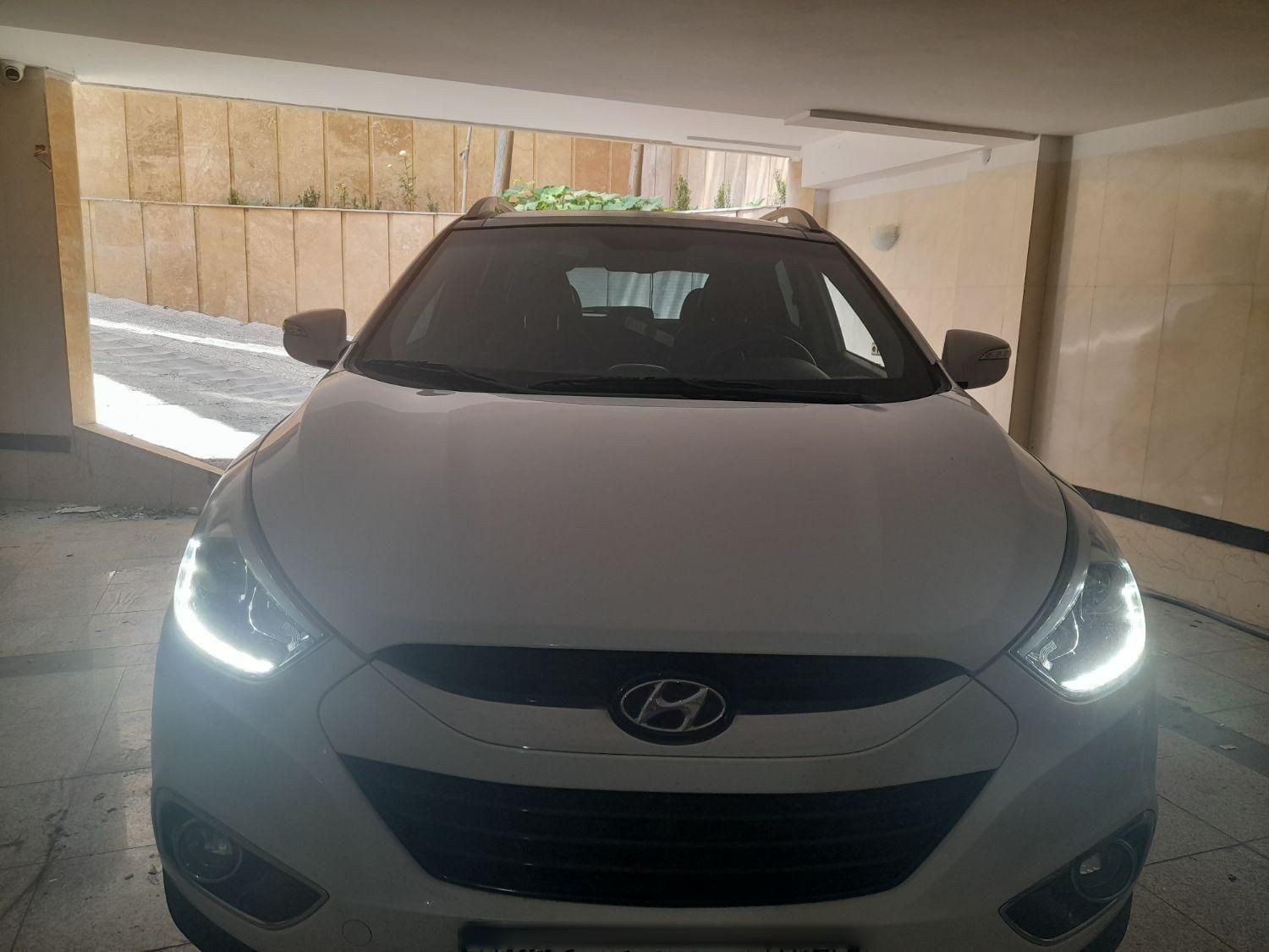 هیوندای توسان 2.4 لیتر - 2014