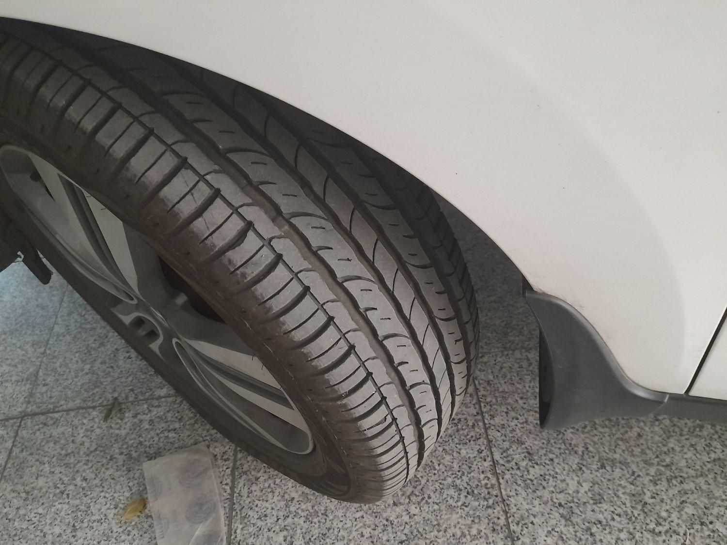 هیوندای توسان 2.4 لیتر - 2014