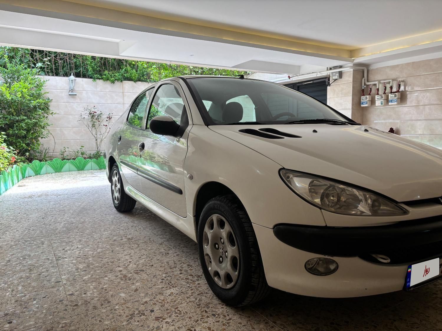 پژو ۲۰۶ صندوق دار v8 - 1395