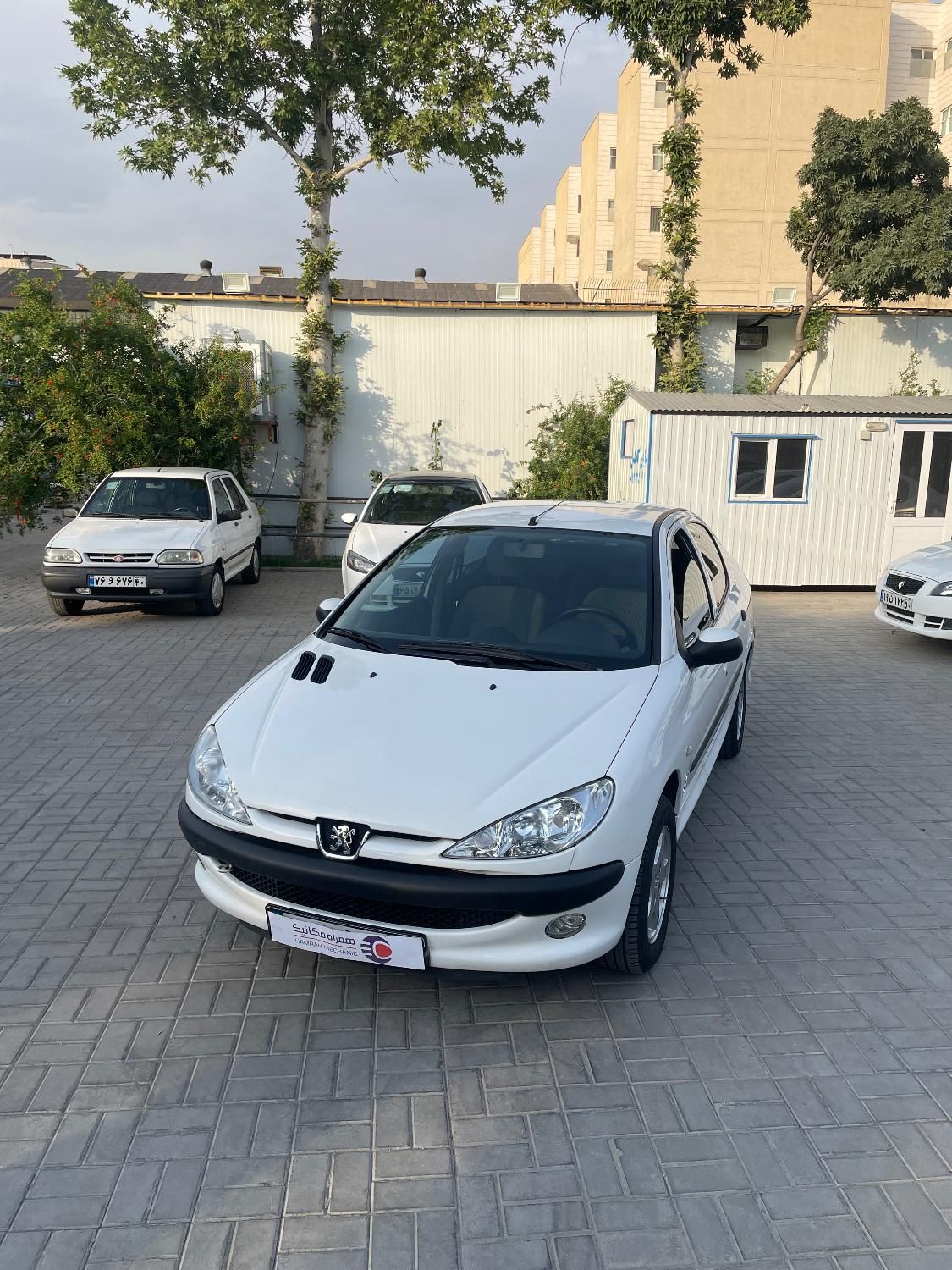 پژو ۲۰۶ صندوق دار v8 - 1399