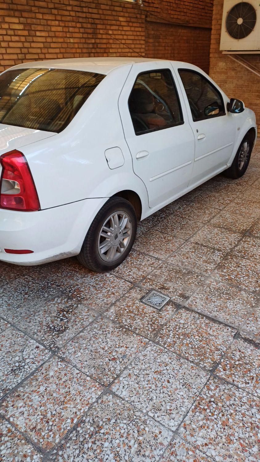 رنو تندر 90 پلاس اتوماتیک - 1396