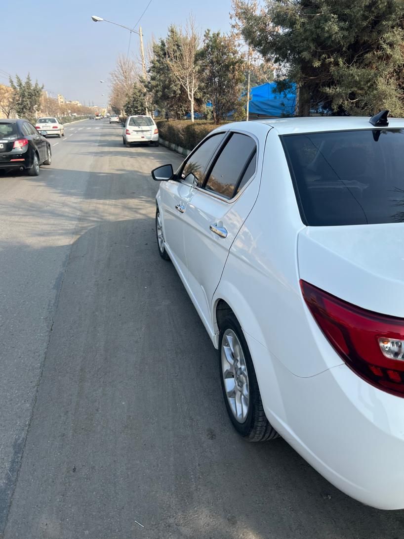 دنا پلاس توربو شارژ 6 دنده توربو - 1403