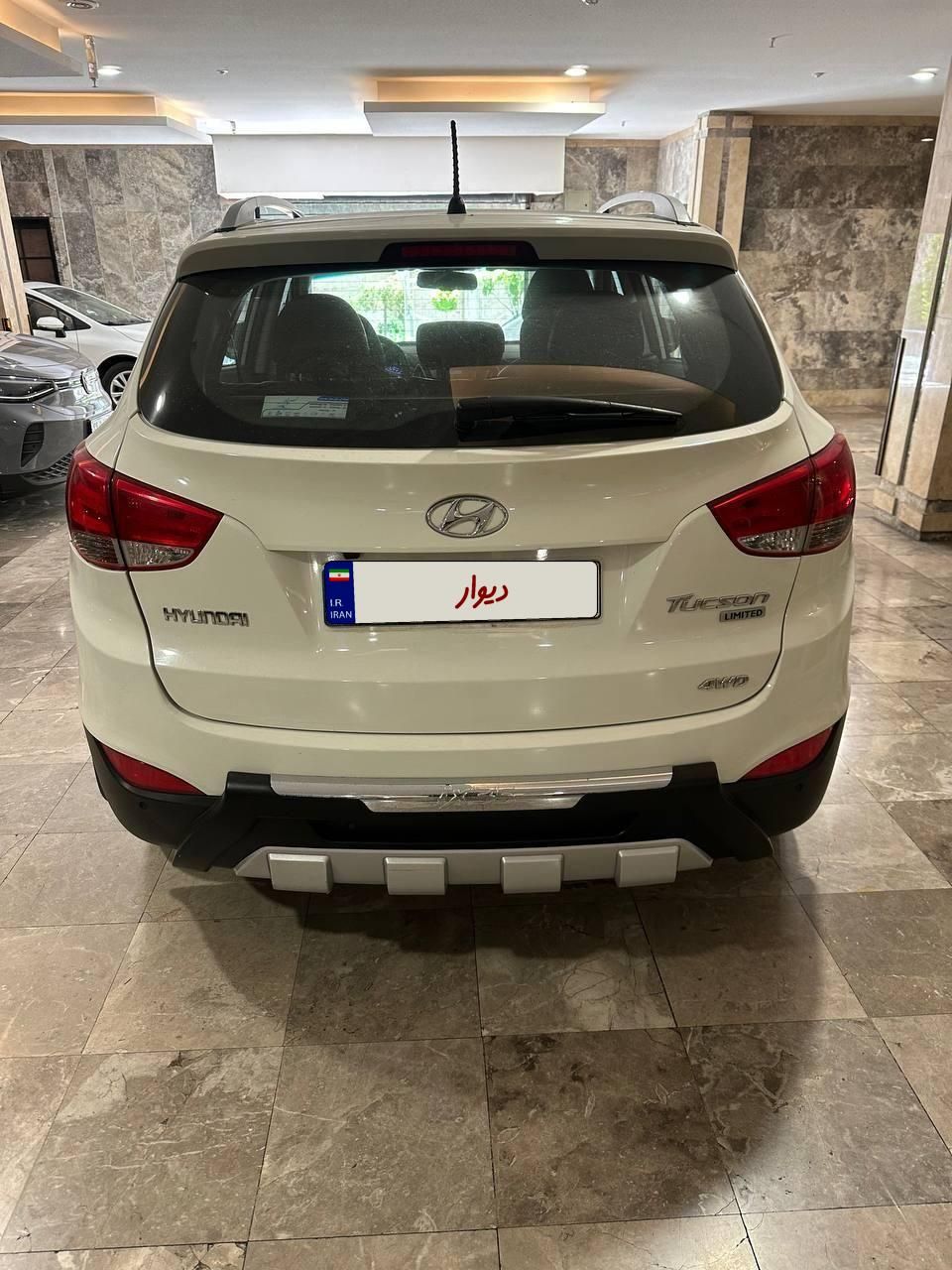 هیوندای توسان 2.4 لیتر - 2013