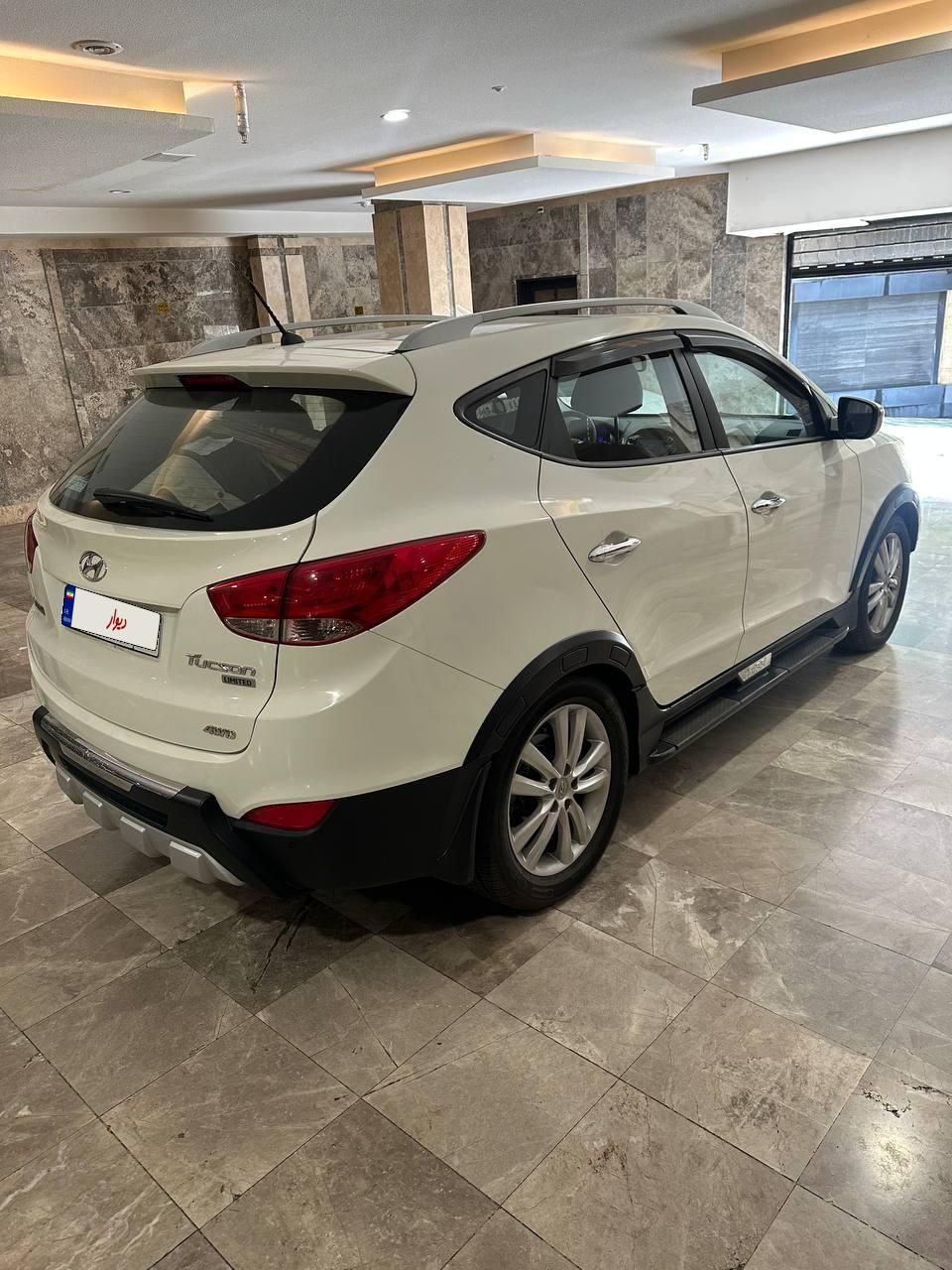 هیوندای توسان 2.4 لیتر - 2013