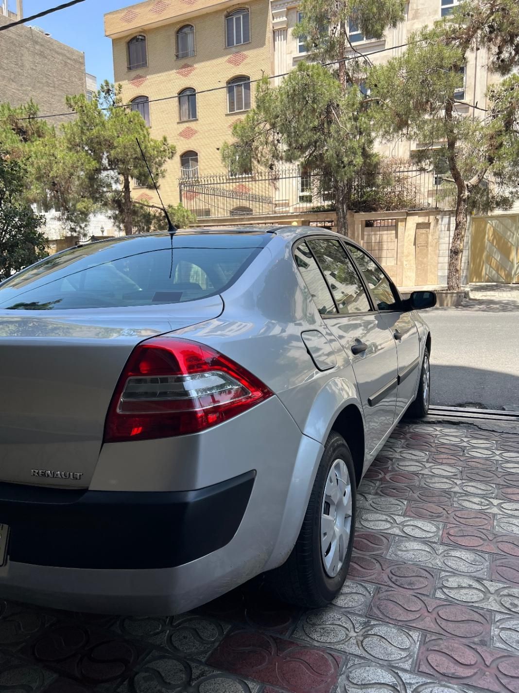رنو مگان وارداتی دنده‌ای 1600 - 2008