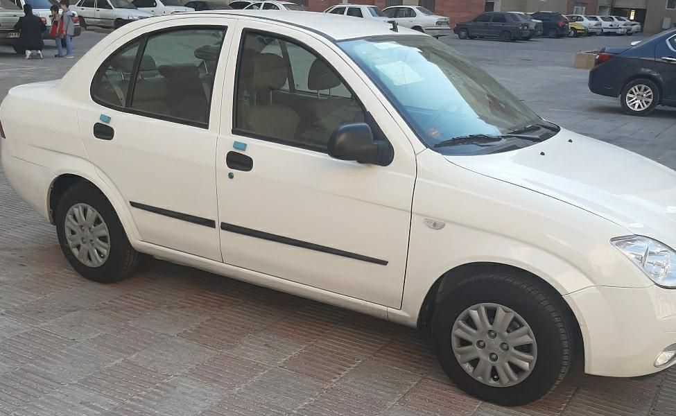 تیبا صندوق دار SX - 1401