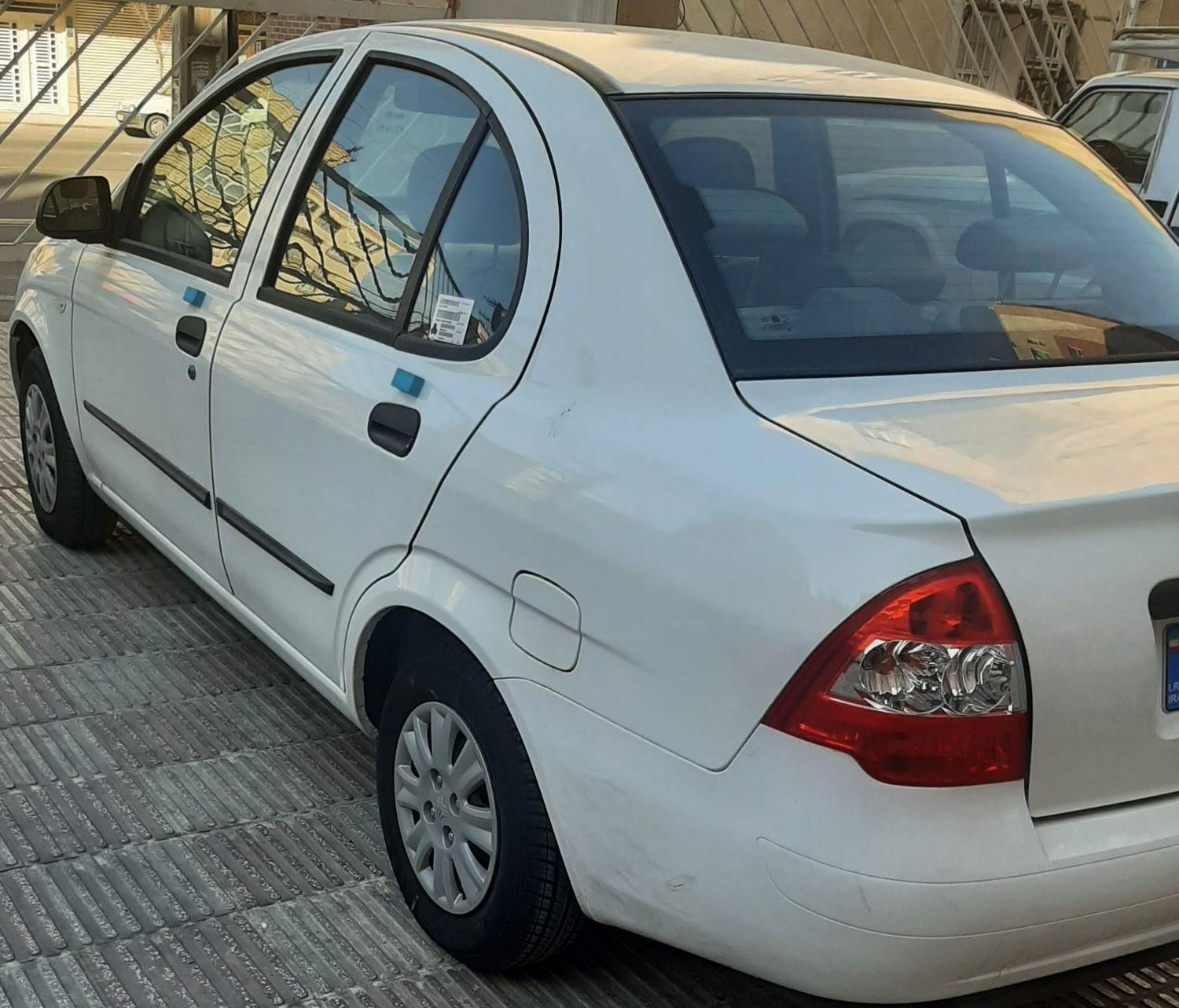 تیبا صندوق دار SX - 1401