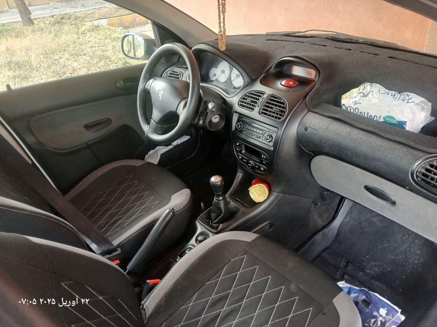پژو ۲۰۶ صندوق دار v8 - 1399