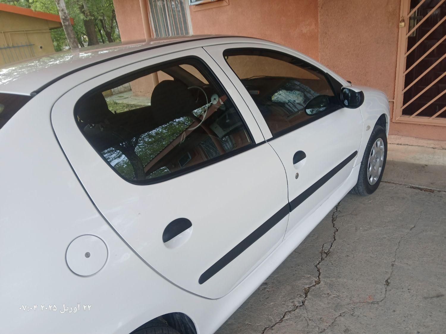 پژو ۲۰۶ صندوق دار v8 - 1399