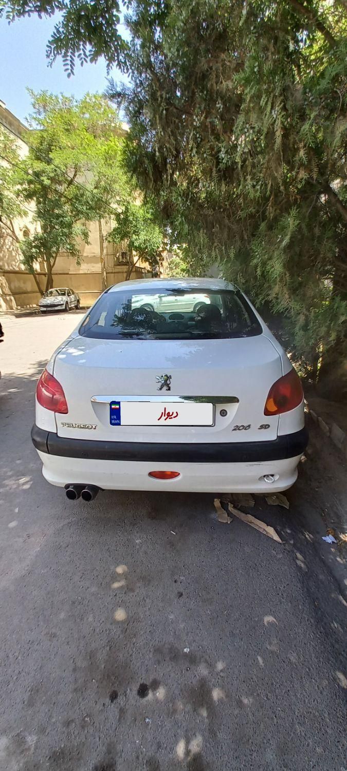 پژو ۲۰۶ صندوق دار v8 - 1393