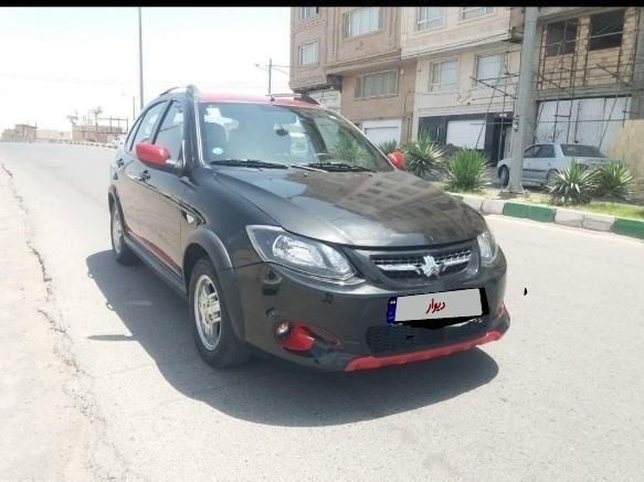 خودرو کوییک، R آگهی ann_18408180