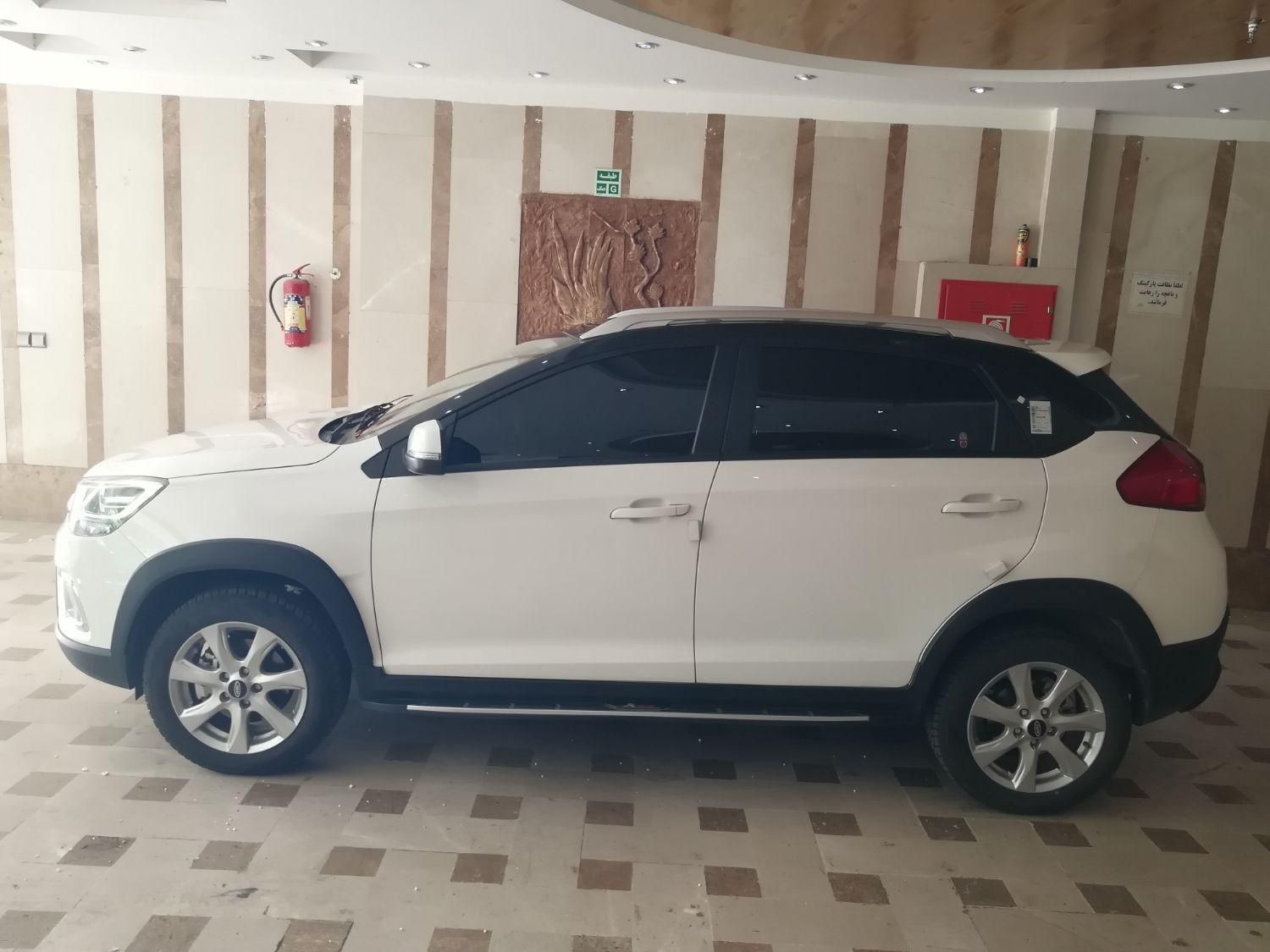 ام وی ام X22 دنده ای اسپرت لاکچری - 2023