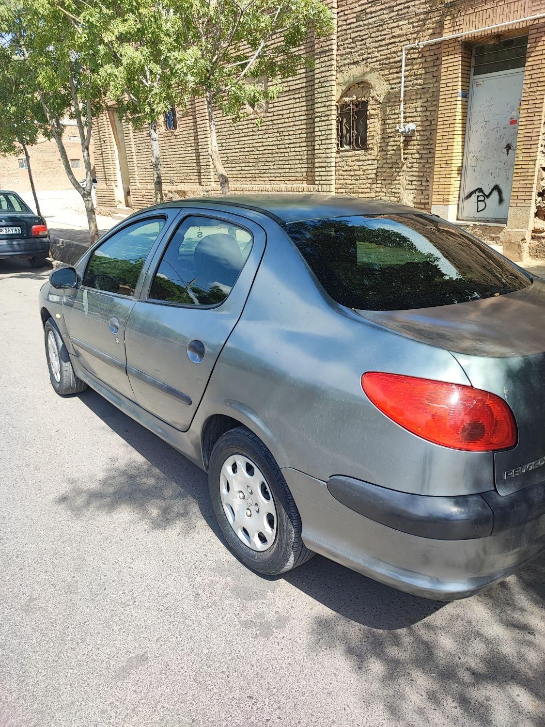 پژو ۲۰۶ صندوق دار v6 - 1389