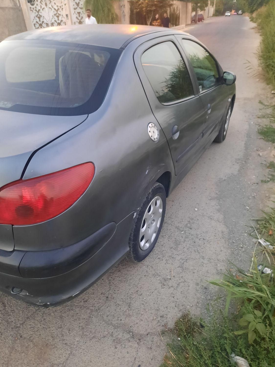 پژو ۲۰۶ صندوق دار v20 - 1389