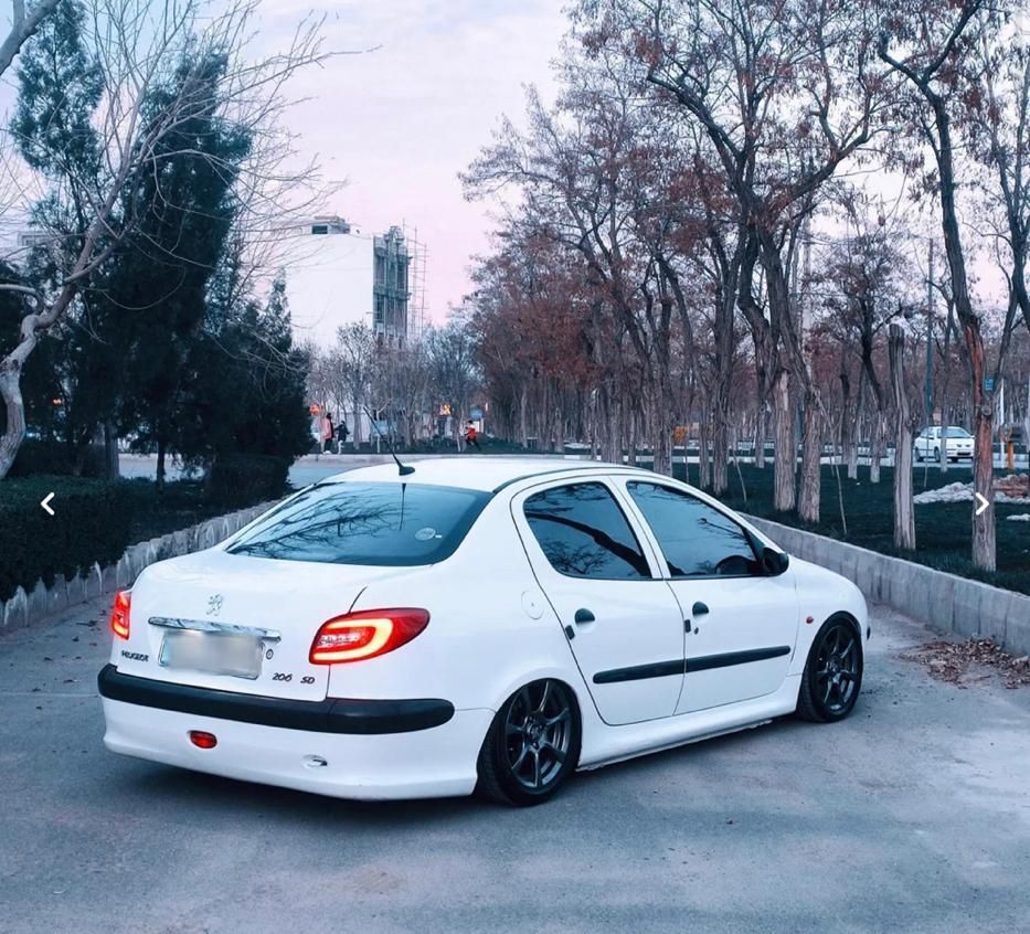 پژو ۲۰۶ صندوق دار v8 - 1393