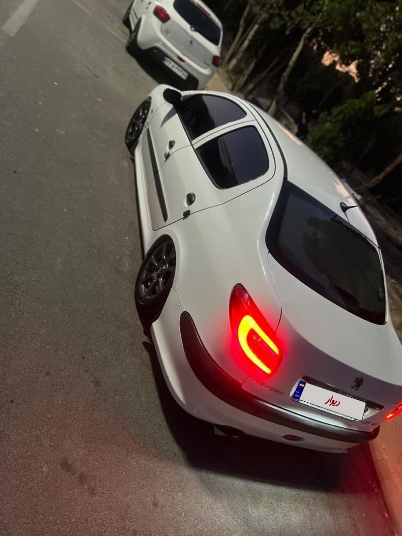پژو ۲۰۶ صندوق دار v8 - 1393