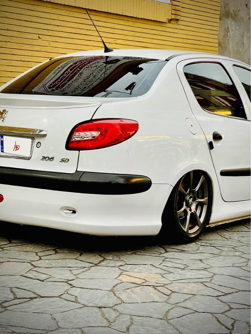 پژو ۲۰۶ صندوق دار v8 - 1393