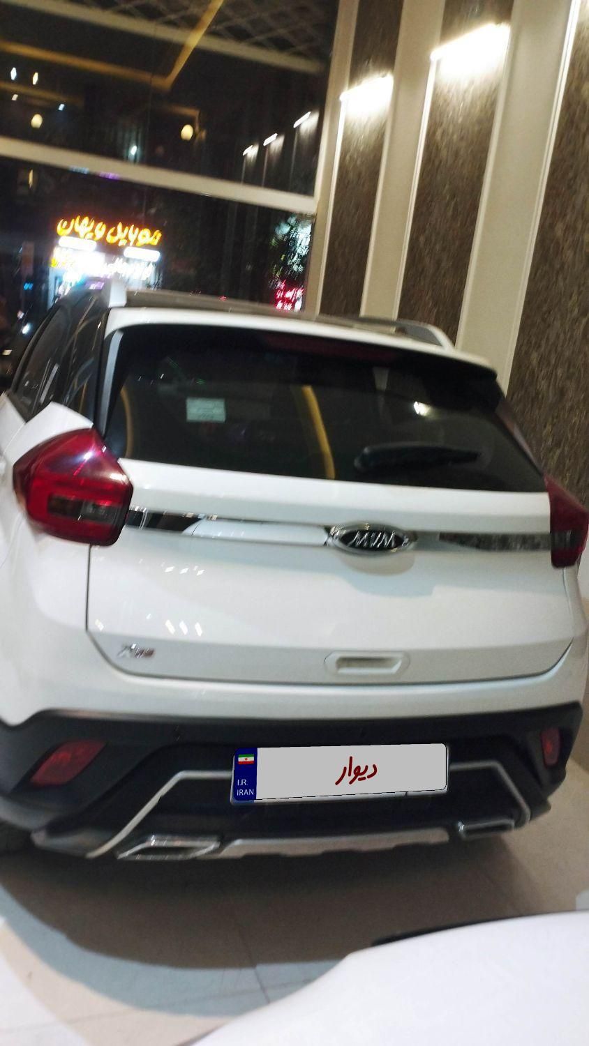 خودرو ام وی ام، X22 آگهی ann_18408554