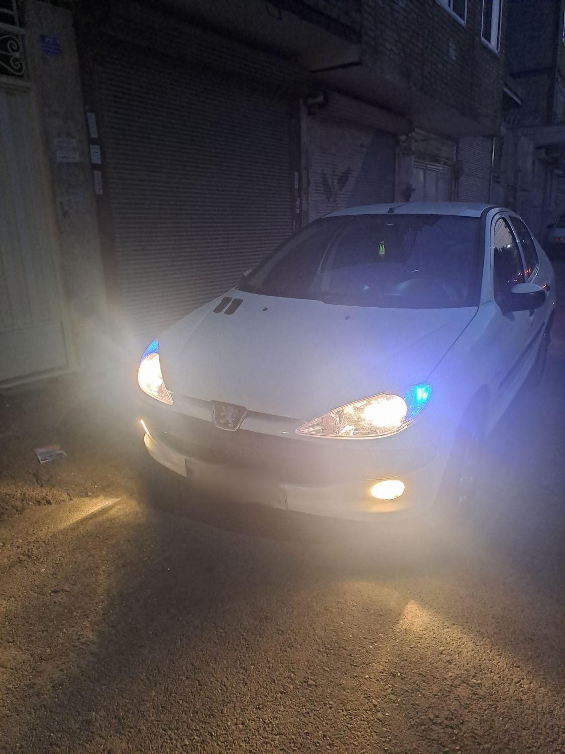 پژو ۲۰۶ صندوق دار v8 - 1396