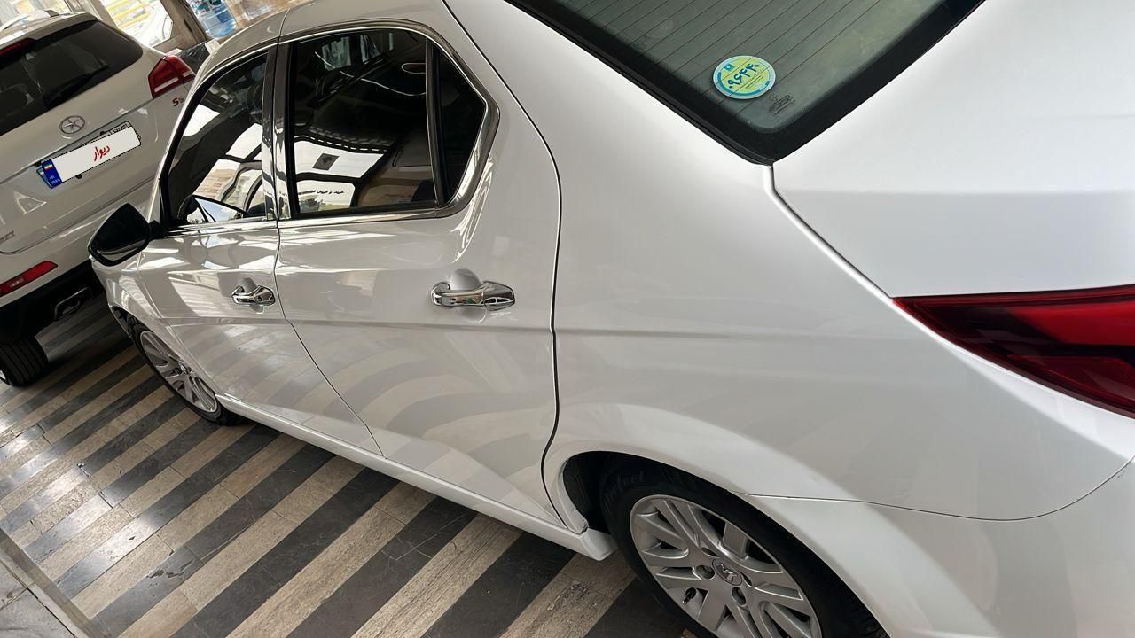 دنا پلاس تیپ ۲ سانروف ۴ ایربگ - 1400