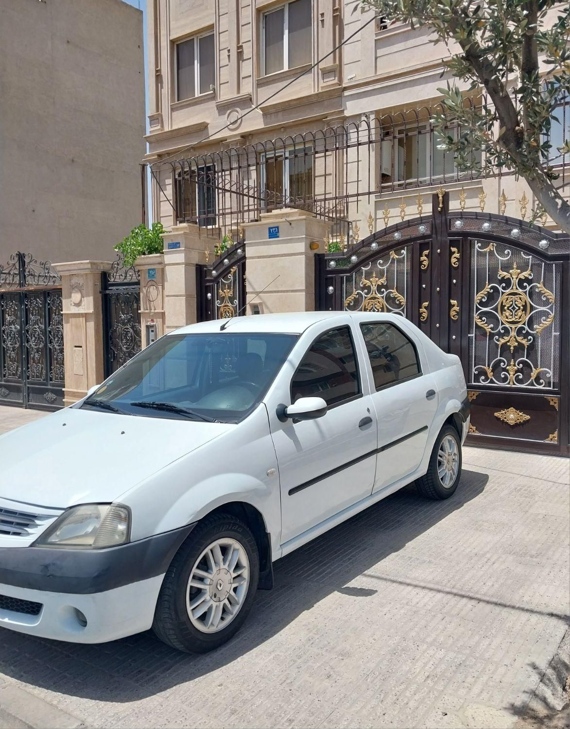خودرو رنو، تندر 90 آگهی ann_18408990