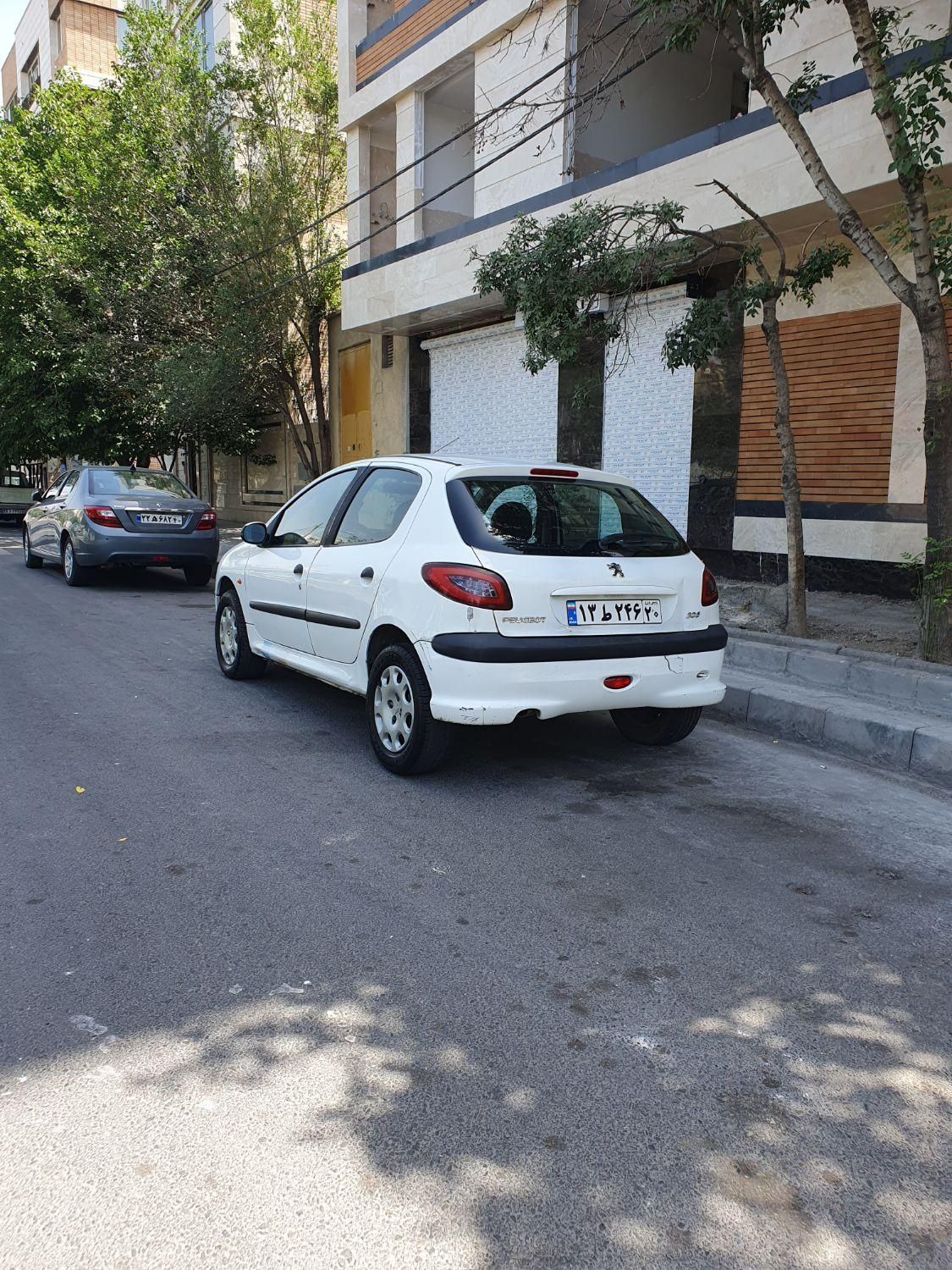 پژو 206 تیپ 2 - 1381