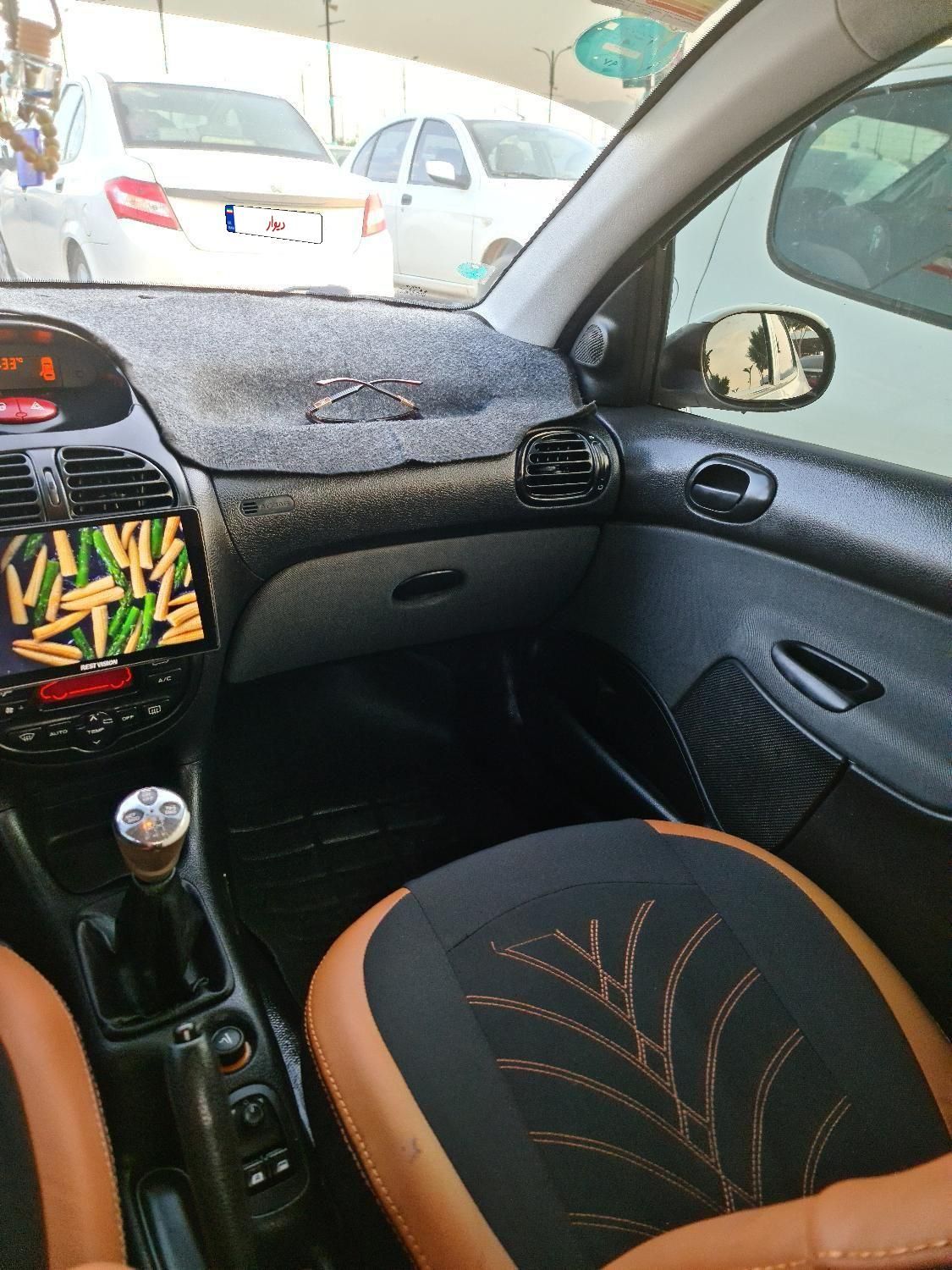 پژو ۲۰۶ صندوق دار v8 - 1393