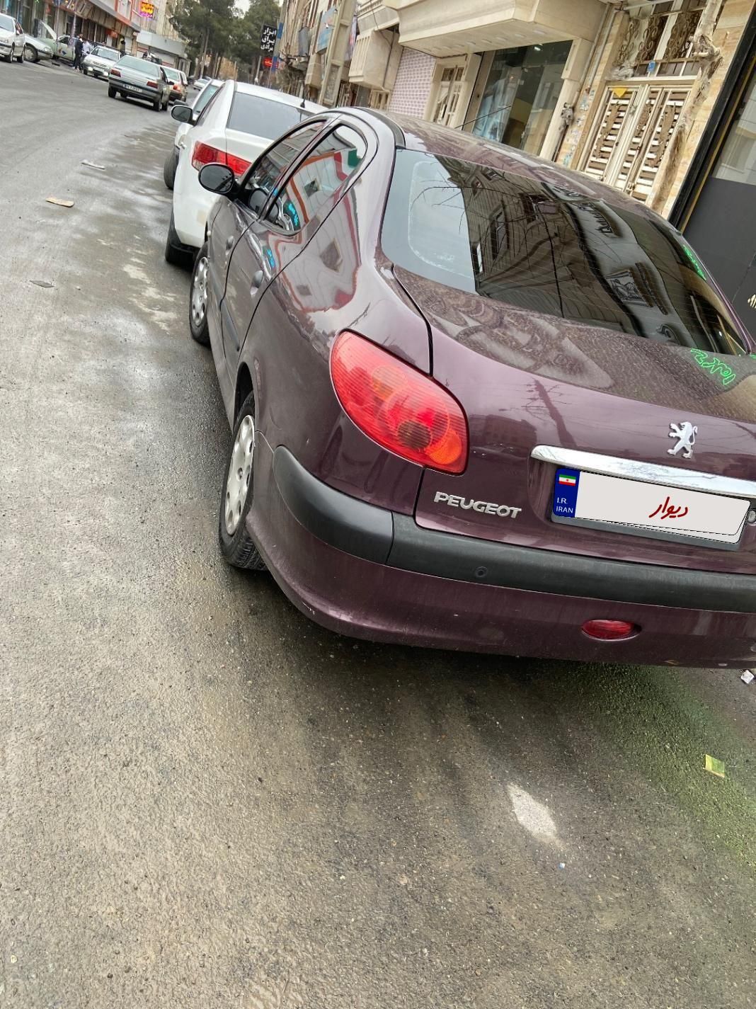 پژو ۲۰۶ صندوق دار v8 - 1394