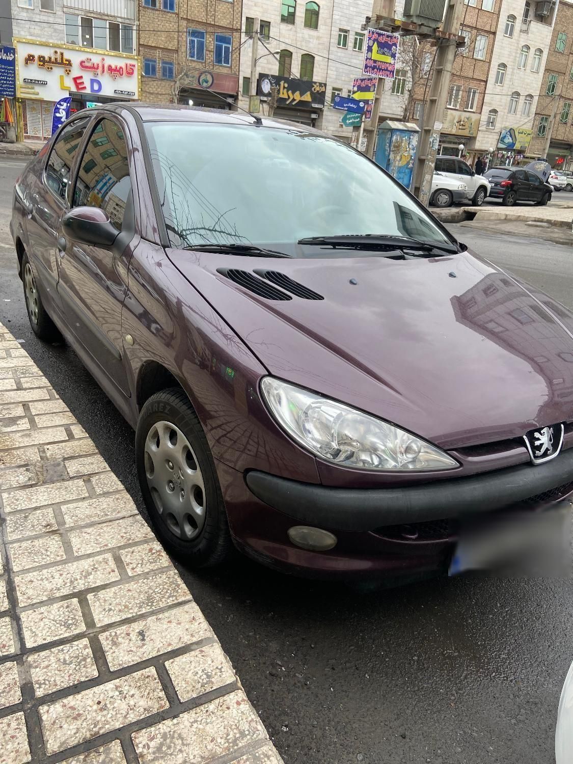 پژو ۲۰۶ صندوق دار v8 - 1394