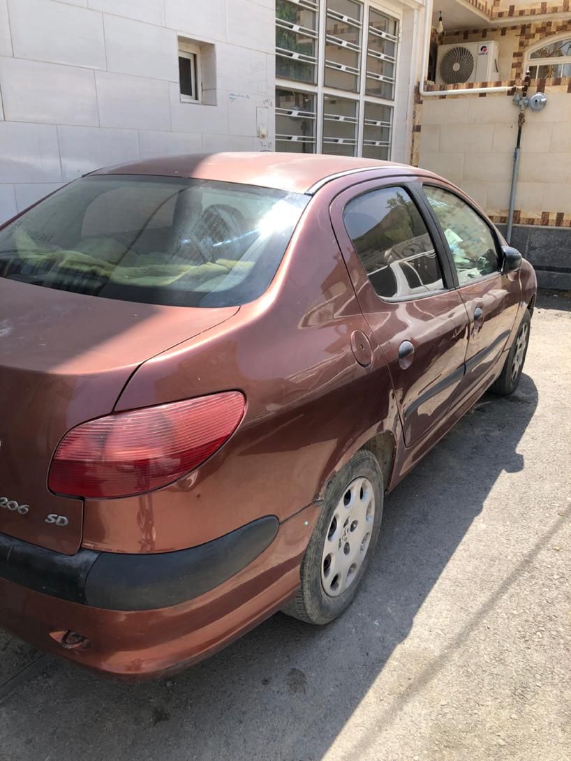 پژو ۲۰۶ صندوق دار v8 - 1386