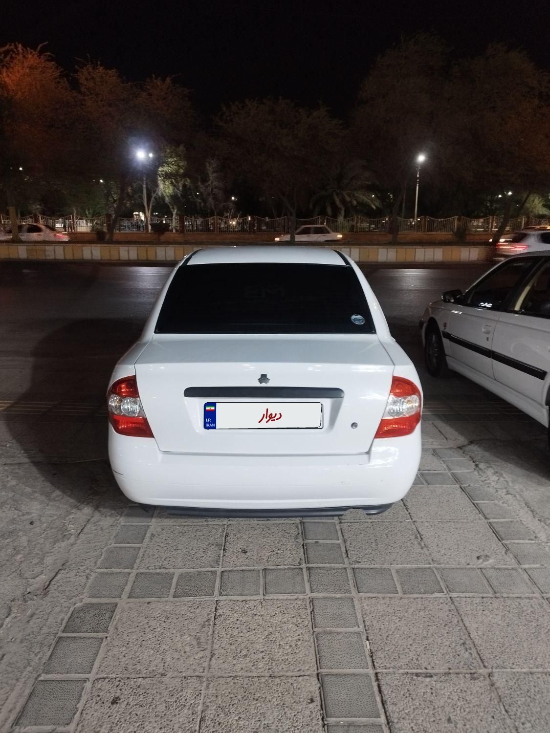 تیبا صندوق دار SX - 1401