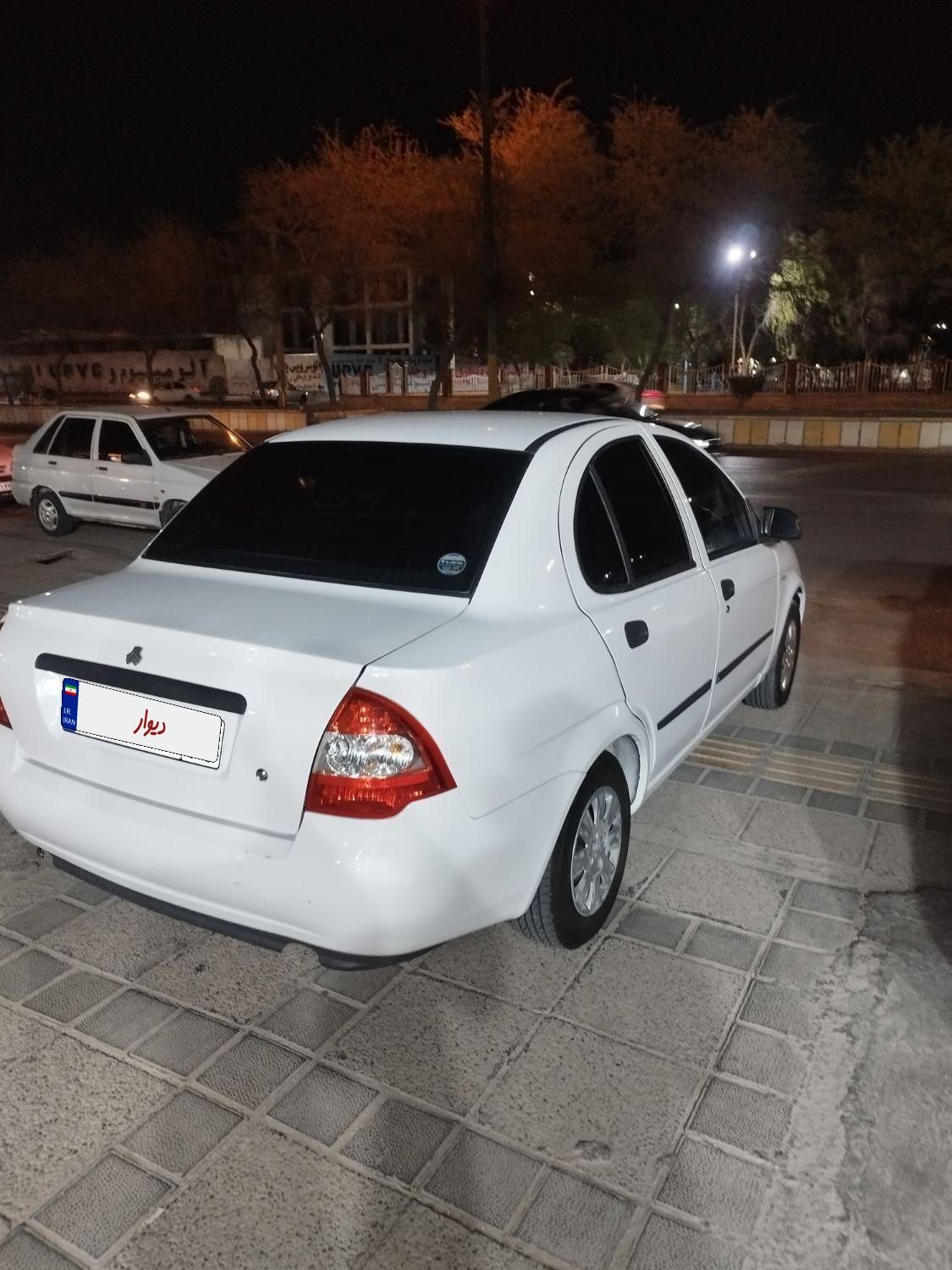 تیبا صندوق دار SX - 1401