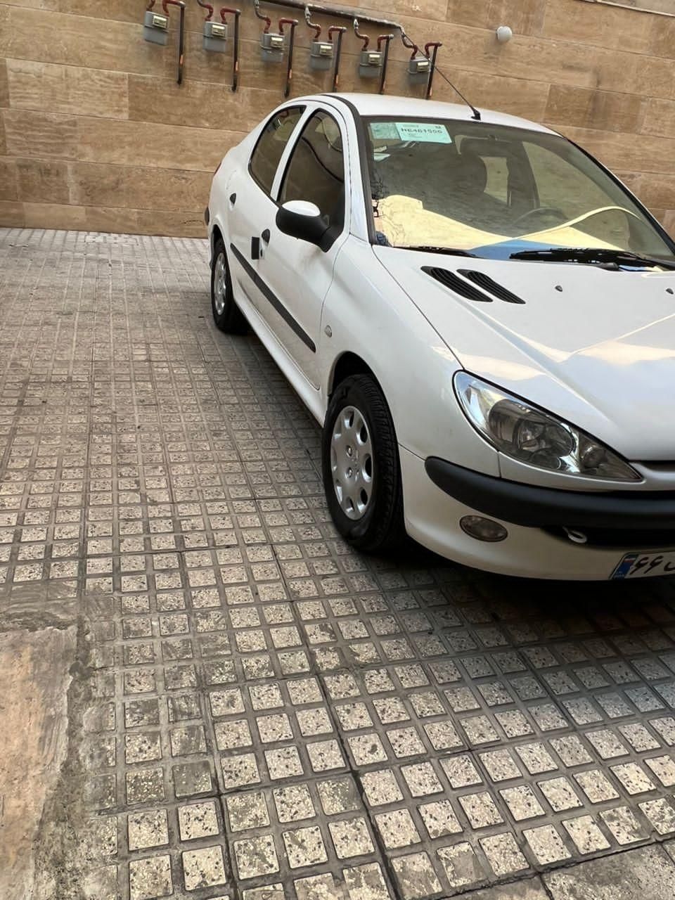 پژو ۲۰۶ صندوق دار v8 - 1398
